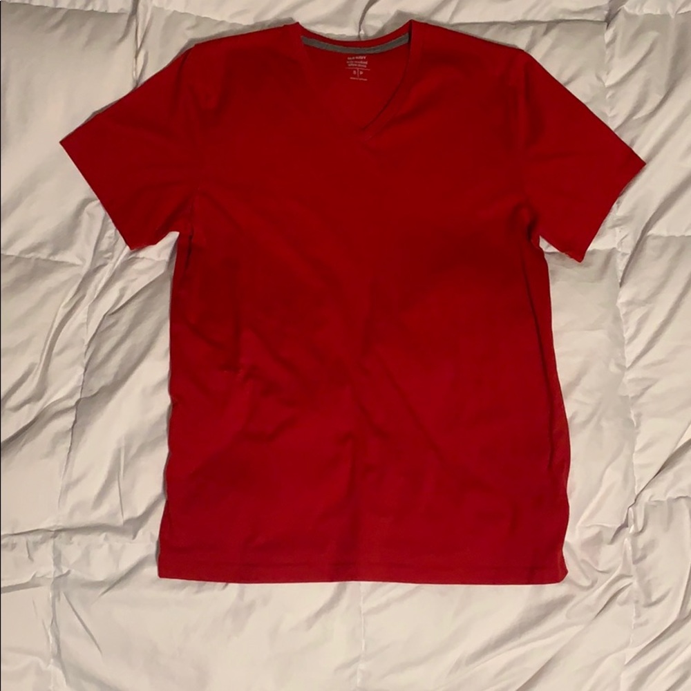 Red Small Old Navy V-neck t-shirt